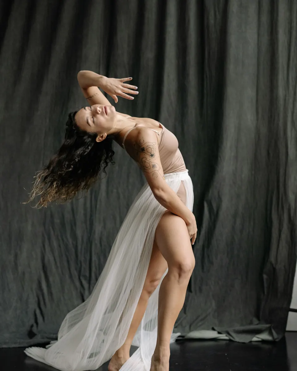Ballet dancer in a white skirt